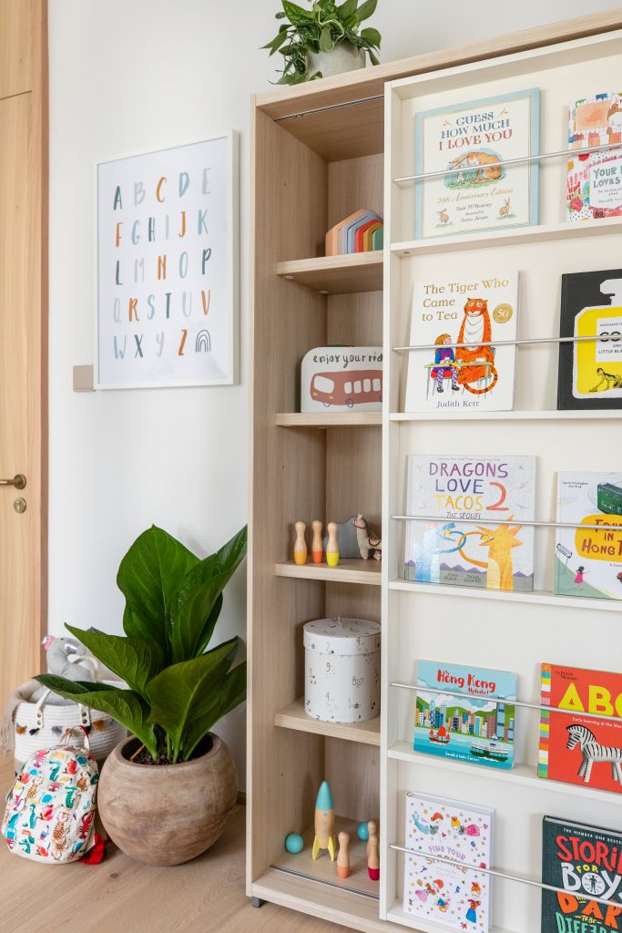 children's book shelf